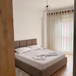 Shehu Apartament *