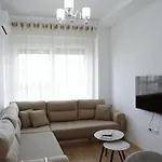 Apartament Shehu Tirana
