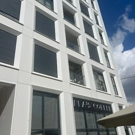 Apartamento Shehu Tirana
