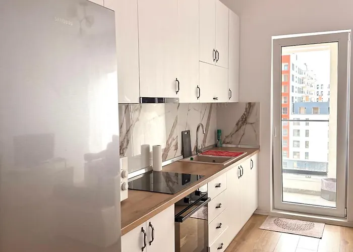 Shehu Апартаменты Тирана