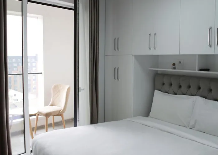 Апартаменты Shehu Тирана